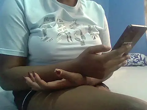 Snapshot of NgobeniAngel chatting on February 5, 2026, 5:14 am NgobeniAngel online show from February 5, 2026, 5:14 am