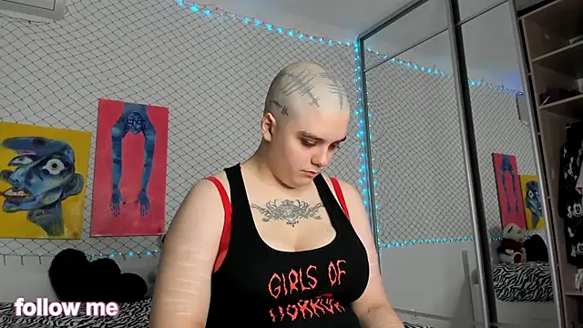 Snapshot of enigmastella chatting on December 14, 2025, 11:38 am enigmastella online show from December 14, 2025, 11:38 am