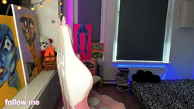 Snapshot of enigmastella chatting on January 13, 2026, 11:03 am enigmastella online show from January 13, 2026, 11:03 am