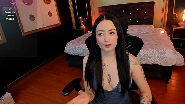 Sabrina Cutte online show from May 23, 2026, 3:27 am