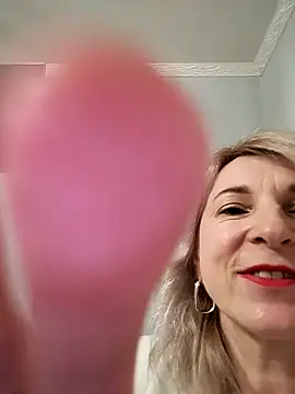 AhlyssaLove1155 online show from December 14, 2025, 2:55 pm