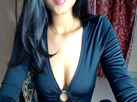 Snapshot of Sexy_Sanaya2 chatting on June 15, 2026, 6:40 pm Sexy Sanaya2 online show from June 15, 2026, 6:40 pm