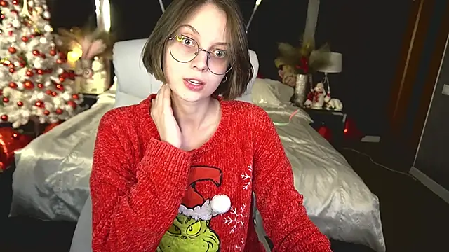 CharlyWines online show from December 15, 2025, 8:03 pm