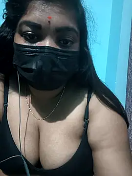 Snapshot of Shaksana-reddy chatting on December 20, 2025, 7:33 am Shaksana-reddy online show from December 20, 2025, 7:33 am