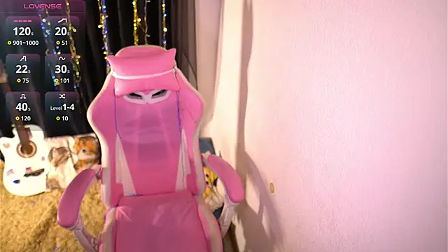 Snapshot of Nickari chatting on January 10, 2026, 10:43 am Nickari online show from January 10, 2026, 10:43 am