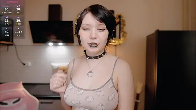 Snapshot of Nickari chatting on April 11, 2026, 7:45 am Nickari online show from April 11, 2026, 7:45 am