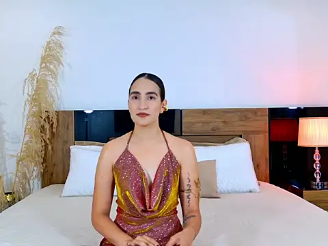 LucyHanks online show from May 12, 2026, 2:12 pm