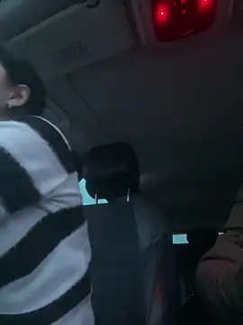 coupledeea online show from March 19, 2026, 6:41 pm