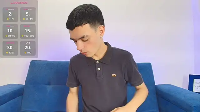 Kris Storm online show from December 19, 2025, 7:49 pm