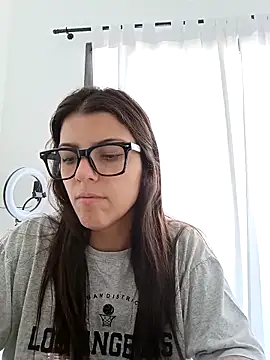 lililovexx online show from February 14, 2026, 12:49 pm