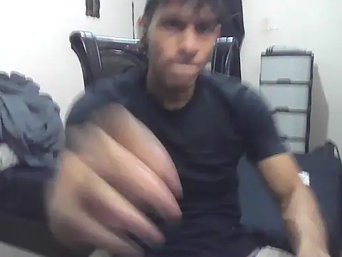 Snapshot of Patrick3_5556 chatting on March 24, 2026, 2:33 am Patrick3 5556 online show from March 24, 2026, 2:33 am