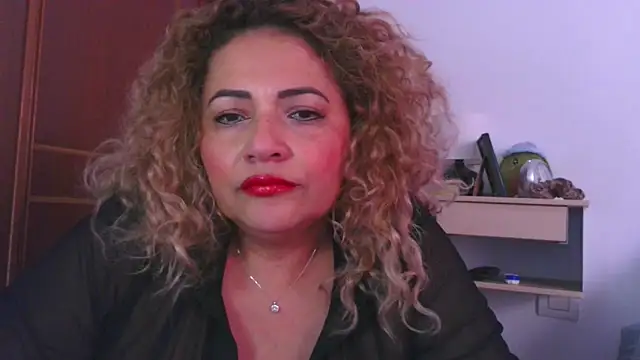 mariajosebarrazaa online show from May 21, 2026, 4:48 pm