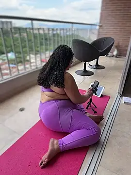 VanesssaMilf  online show from June 14, 2026, 4:19 pm
