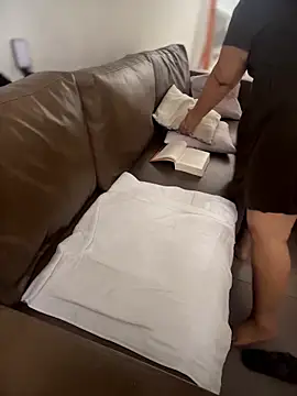 Snapshot of VanesssaMilf_ chatting on February 19, 2026, 5:54 pm VanesssaMilf online show from February 19, 2026, 5:54 pm