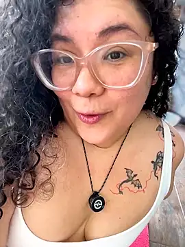 Snapshot of VanesssaMilf_ chatting on February 11, 2026, 2:50 pm VanesssaMilf online show from February 11, 2026, 2:50 pm