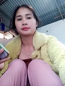 Him MountainGirl online show from December 22, 2025, 2:22 am