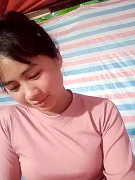 Him MountainGirl online show from February 7, 2026, 11:46 pm