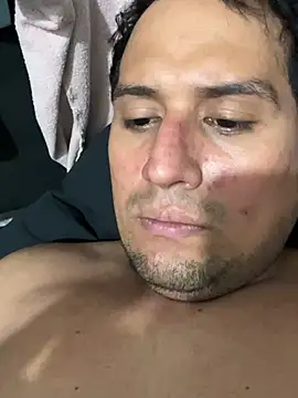 Snapshot of DarkOnebaki- chatting on February 4, 2026, 5:57 am DarkOnebaki- online show from February 4, 2026, 5:57 am