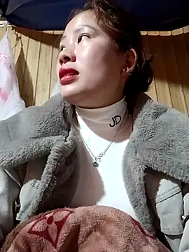 mayni012314 online show from February 8, 2026, 12:58 pm