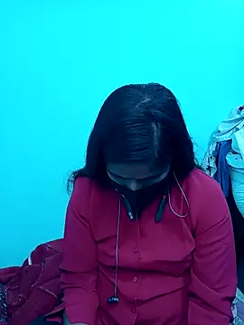 Anushka singh32 online show from December 19, 2025, 11:12 am