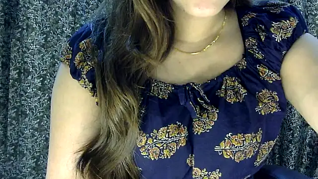 Snapshot of Exotic_tanvi chatting on April 12, 2026, 5:22 am Exotic tanvi online show from April 12, 2026, 5:22 am