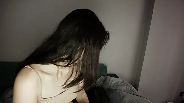 kimyjina online show from May 17, 2026, 3:06 am
