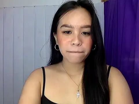 Snapshot of Lovely_apple19 chatting on May 1, 2026, 2:55 pm Lovely apple19 online show from May 1, 2026, 2:55 pm