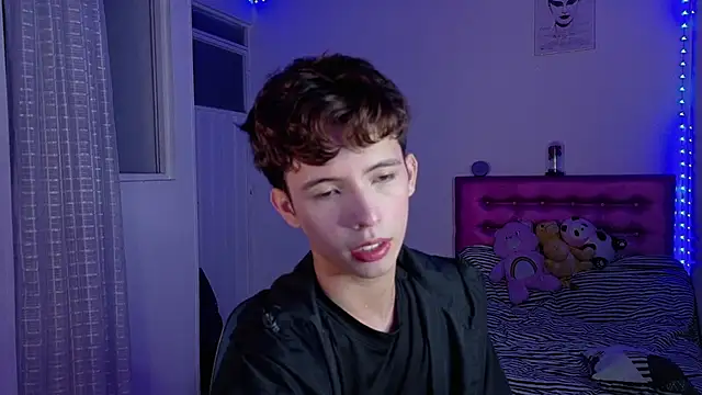 Snapshot of Dani_Dancer chatting on February 10, 2026, 12:31 am Dani Dancer online show from February 10, 2026, 12:31 am