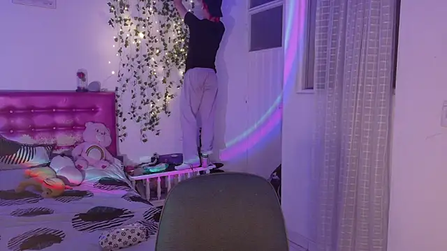 Dani Dancer online show from April 30, 2026, 1:12 am