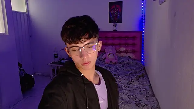 Snapshot of Dani_Dancer chatting on January 14, 2026, 7:28 pm Dani Dancer online show from January 14, 2026, 7:28 pm