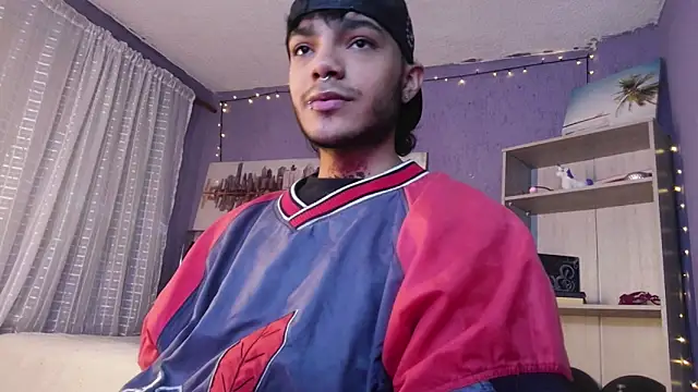 kingdani hot online show from February 10, 2026, 11:53 am