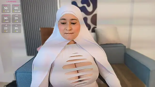 Snapshot of Zalma_eva chatting on December 18, 2025, 11:03 am Zalma eva online show from December 18, 2025, 11:03 am