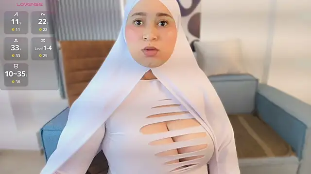 Snapshot of Zalma_eva chatting on December 20, 2025, 11:02 am Zalma eva online show from December 20, 2025, 11:02 am