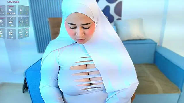 Snapshot of Zalma_eva chatting on January 11, 2026, 11:06 am Zalma eva online show from January 11, 2026, 11:06 am