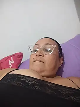 Nini Love  online show from February 11, 2026, 11:26 pm