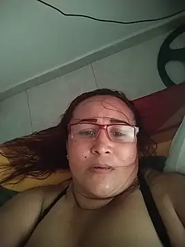 Nini Love  online show from February 28, 2026, 7:24 pm