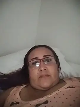 Nini Love  online show from March 25, 2026, 7:57 pm