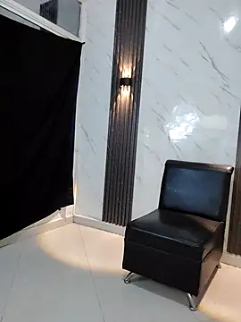 CaramelDesire online show from April 13, 2026, 1:20 am