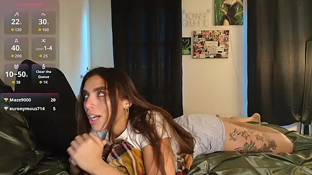 MilaSeren online show from March 25, 2026, 1:28 am