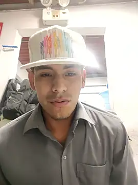 Snapshot of El_CHEGO chatting on December 20, 2025, 12:24 am El CHEGO online show from December 20, 2025, 12:24 am