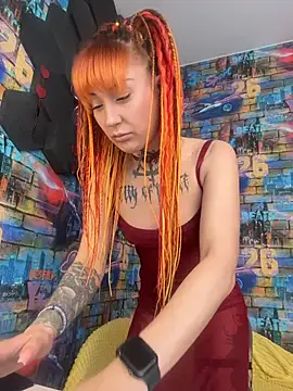 Tattoo  Moon online show from February 24, 2026, 1:17 am