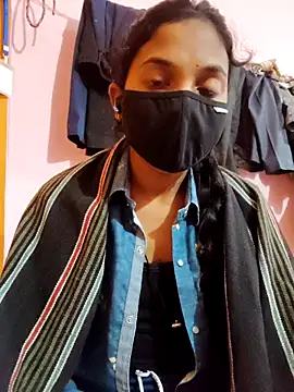 vivi sexe online show from December 16, 2025, 5:50 pm