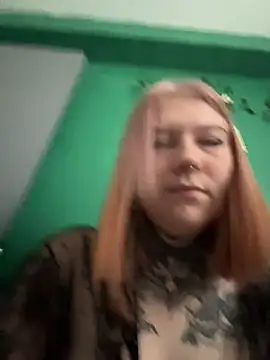 FionaMurr online show from June 28, 2026, 2:07 am