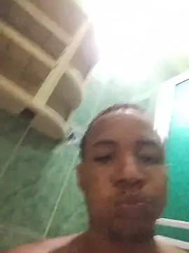 Snapshot of Andreskelly chatting on April 1, 2026, 10:16 am Andreskelly online show from April 1, 2026, 10:16 am