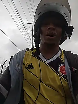 Snapshot of Andreskelly chatting on April 11, 2026, 1:37 pm Andreskelly online show from April 11, 2026, 1:37 pm