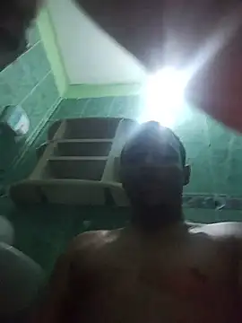 Snapshot of Andreskelly chatting on April 12, 2026, 1:14 pm Andreskelly online show from April 12, 2026, 1:14 pm