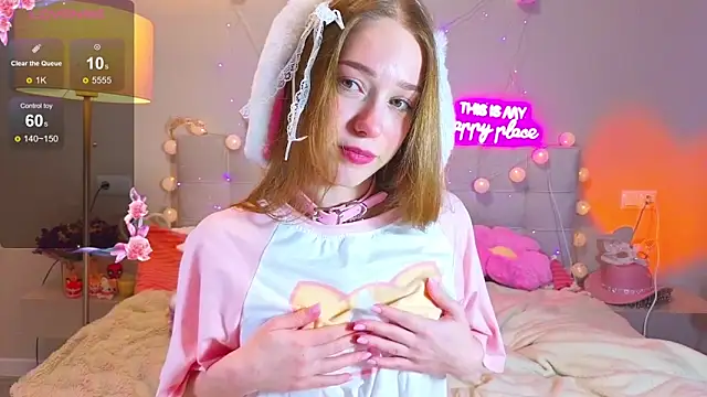 Snapshot of BunnyRin chatting on March 4, 2026, 11:18 am BunnyRin online show from March 4, 2026, 11:18 am