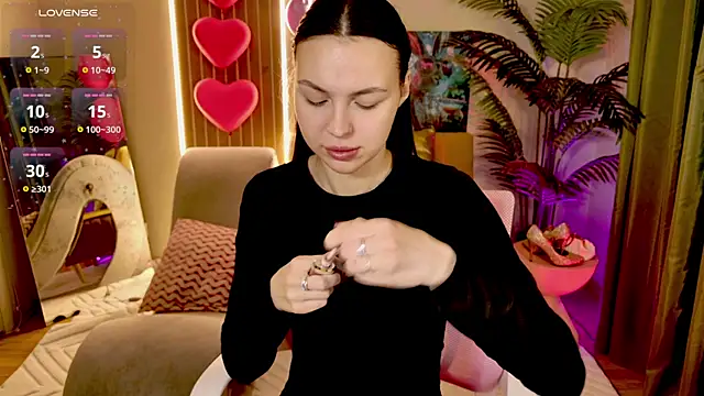 Snapshot of MaxinCarroll chatting on April 2, 2026, 5:36 am MaxinCarroll online show from April 2, 2026, 5:36 am