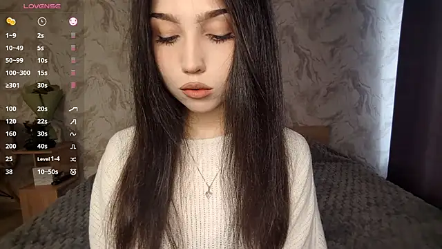 Qwami Amie online show from April 4, 2026, 9:27 am