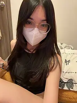 Snapshot of mimichannn99 chatting on January 7, 2026, 9:20 pm mimichannn99 online show from January 7, 2026, 9:20 pm